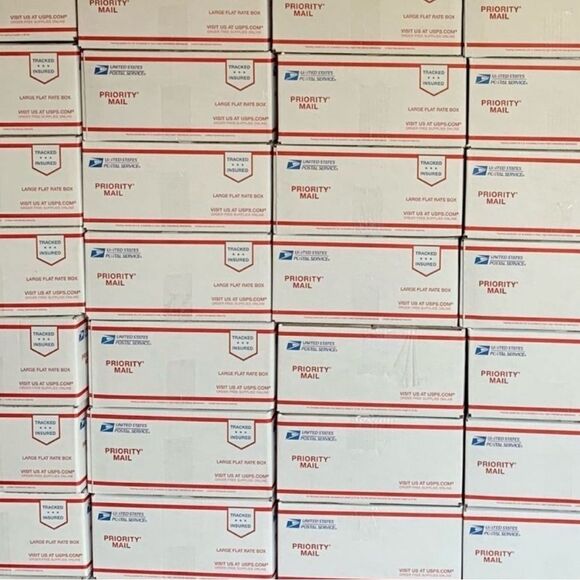 MYSTERY BOX  (10 items) - Picture 12 of 15